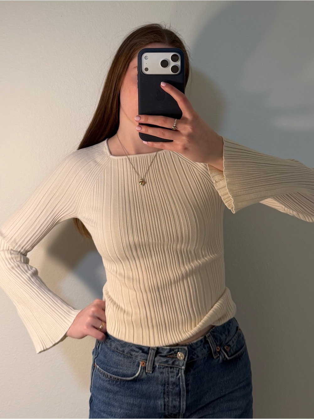 Banana Republic Cream Cece Long Sleeve
Ribbed Top - Picture 3 of 6